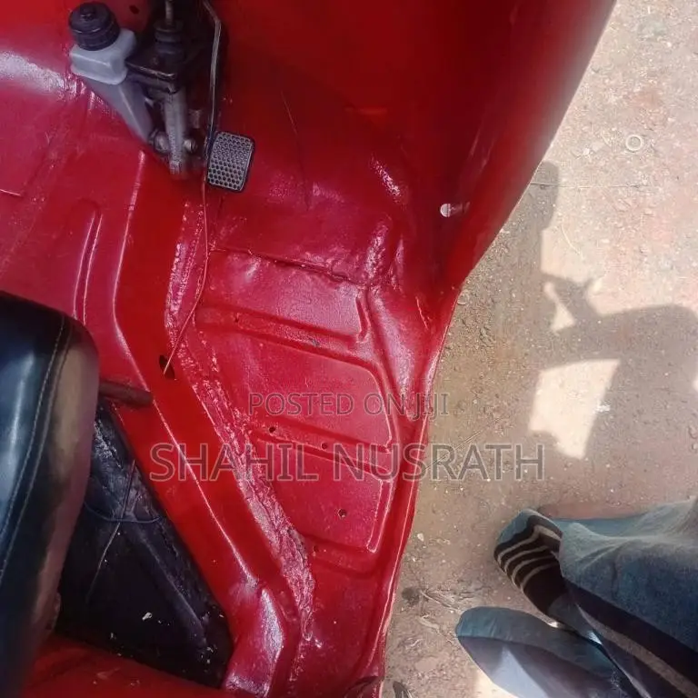 Bajaj 2 STROKE 1998 Three Wheel (Used)