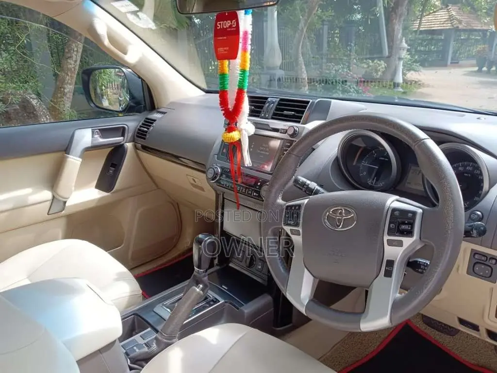 Toyota Landcruisr Prado 2015 SUV (Used)