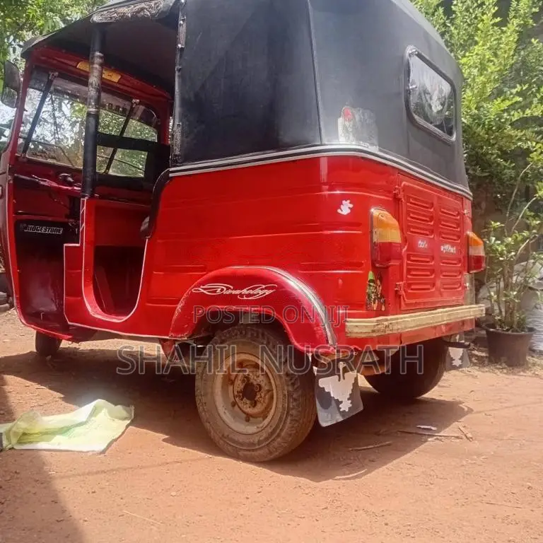 Bajaj 2 STROKE 1998 Three Wheel (Used)