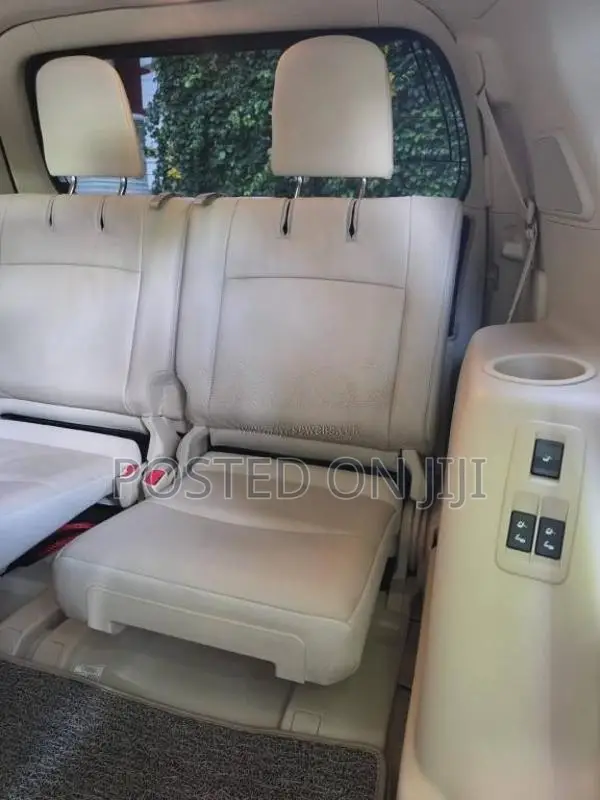 Toyota LAND CRUISER PRADO 150 TX 6FORWARD 2015 SUV (Used)