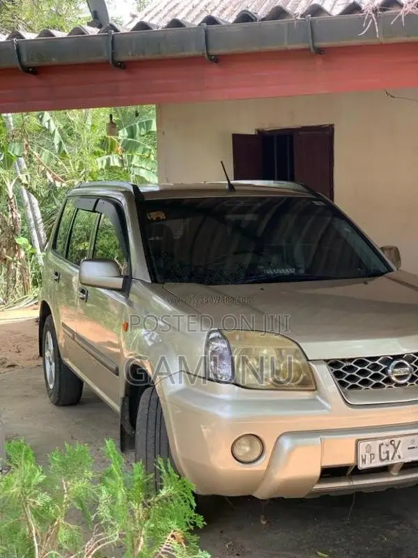 Nissan X-trail 2002 SUV (Used)