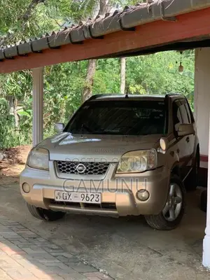 Nissan X-trail 2002 SUV (Used)