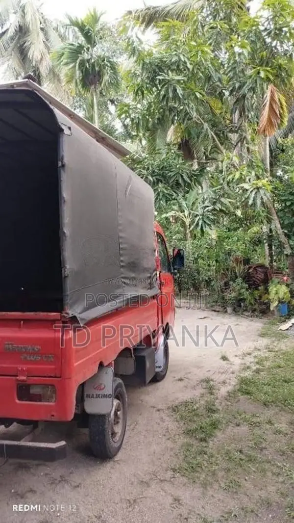 Mahindra Maxximo 2012 Lorry (Used)