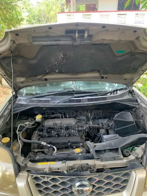 Nissan X-trail 2002 SUV (Used)