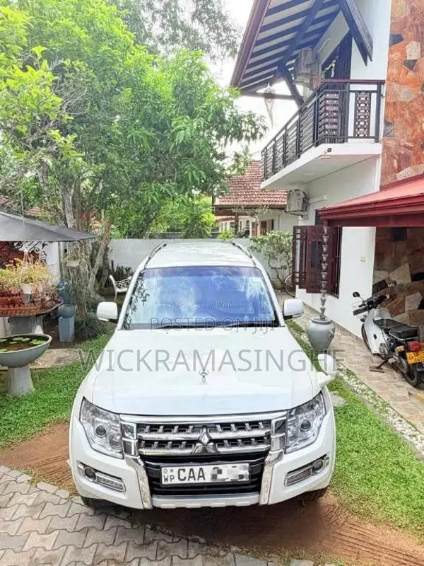Mitsubishi Montero 2013 SUV (Used)