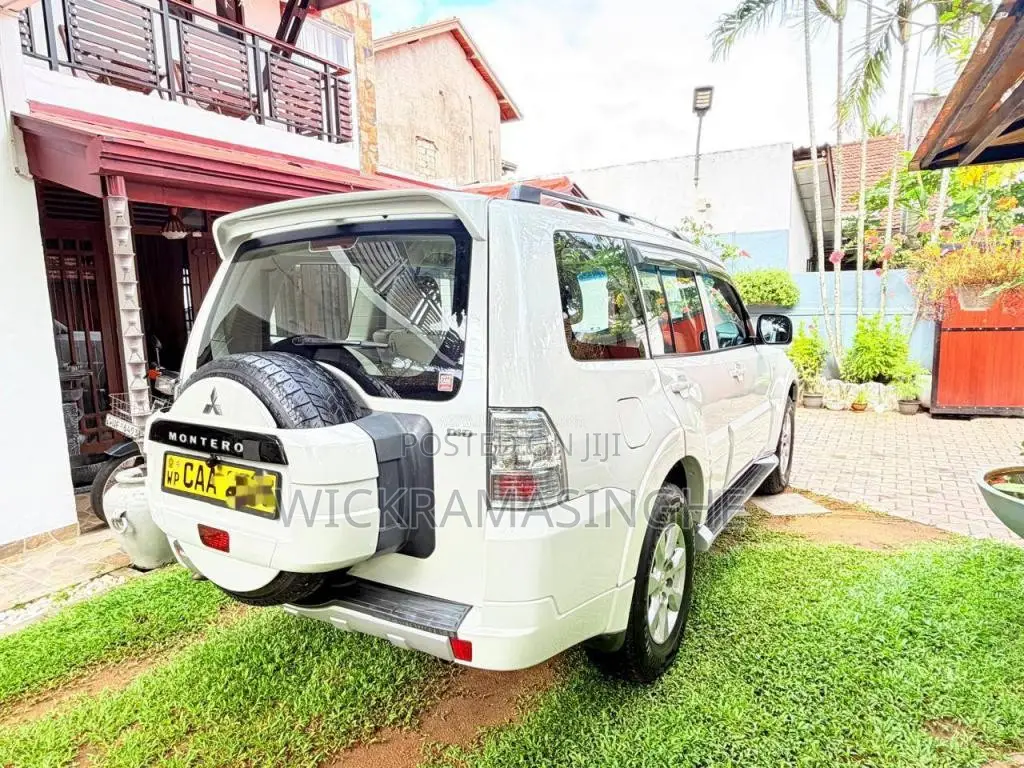 Mitsubishi Montero 2013 SUV (Used)