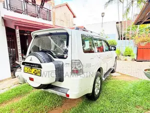 Mitsubishi Montero 2013 SUV (Used)