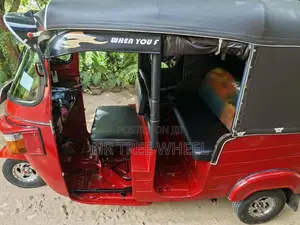 Bajaj 4 stroke 2012 Three Wheel (Used)