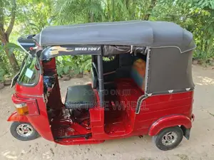 Bajaj 4 stroke 2012 Three Wheel (Used)