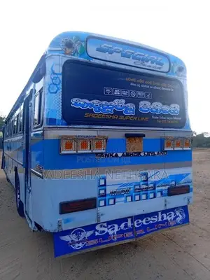 Ashok-Leyland Viking 2004 Bus (Used)