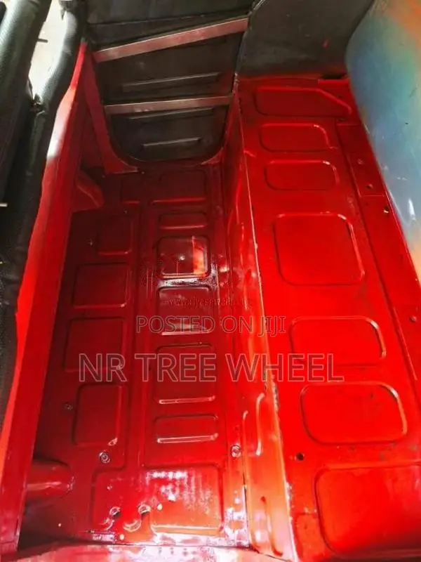 Bajaj 4 stroke 2012 Three Wheel (Used)