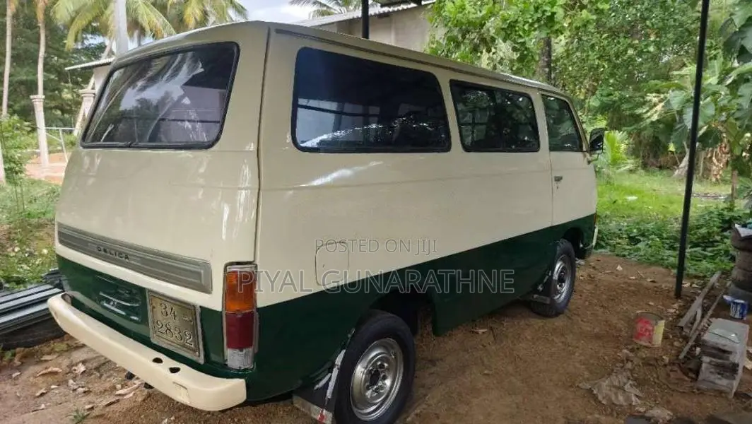 Mitsubishi Delica T120 1975 Van (Used)
