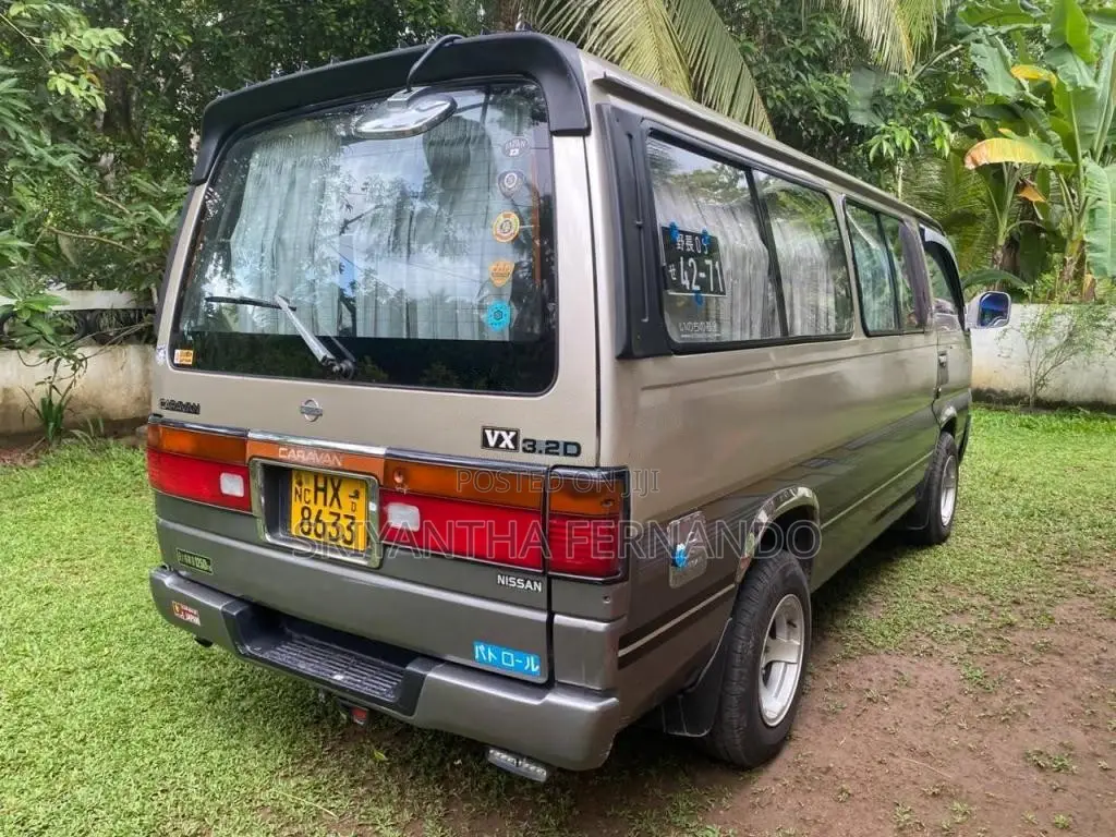 Nissan Caravan 1999 Van (Used)