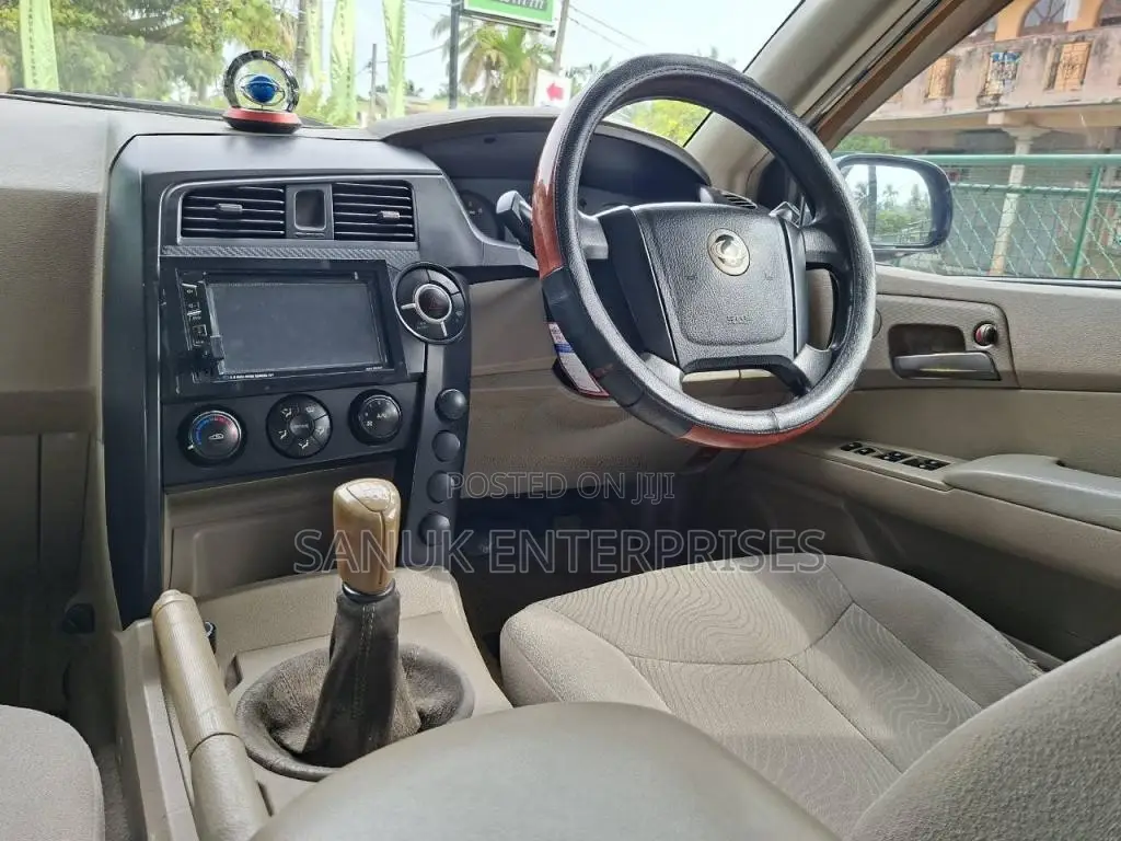 Micro Kyron 2008 SUV (Used)