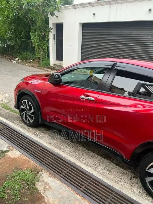 Honda Vezel RS 2017 SUV (Used)