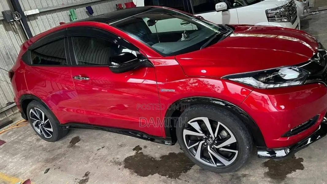 Honda Vezel RS 2017 SUV (Used)