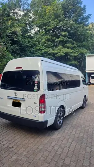 Toyota HIACE High Roof 2017 Van (Used)