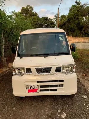 Nissan Clipper 2013 Van (Used)