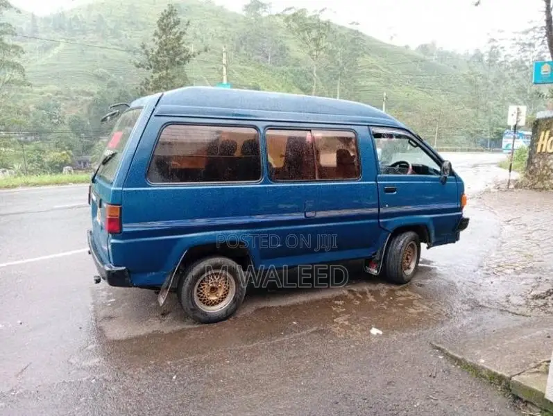 Toyota CM36 1988 Van (Used)