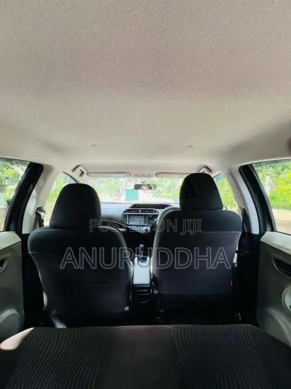 Toyota Aqua 2014 Car (Used)