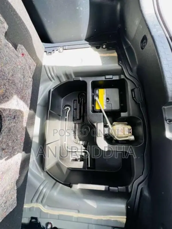 Toyota Aqua 2014 Car (Used)