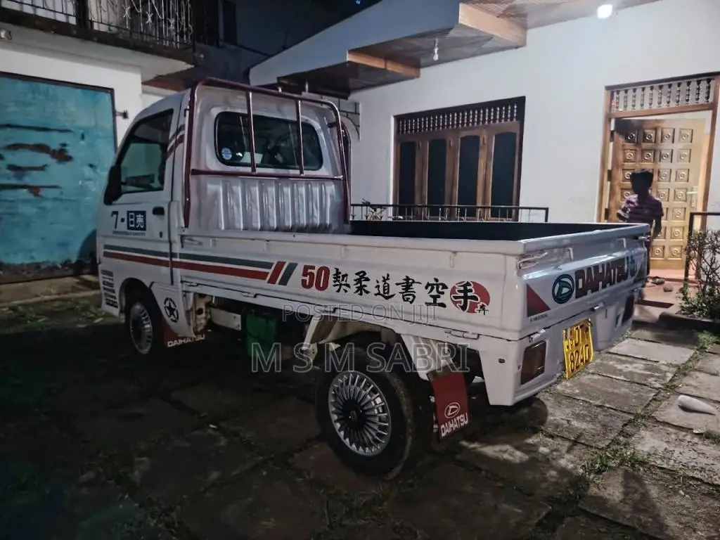 Daihatsu Hijet 1999 Lorry (Used)