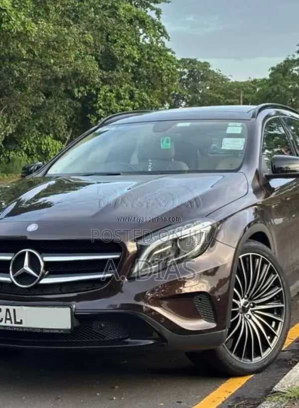 Mercedes-Benz C200 GLA 200 2015 SUV (Used)