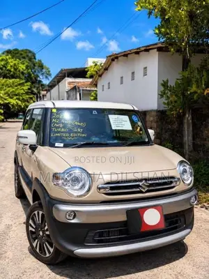 Suzuki Xbee 2023 SUV (Used)