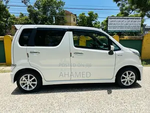 Suzuki Wagon R Stingray 2018 Car (Used)
