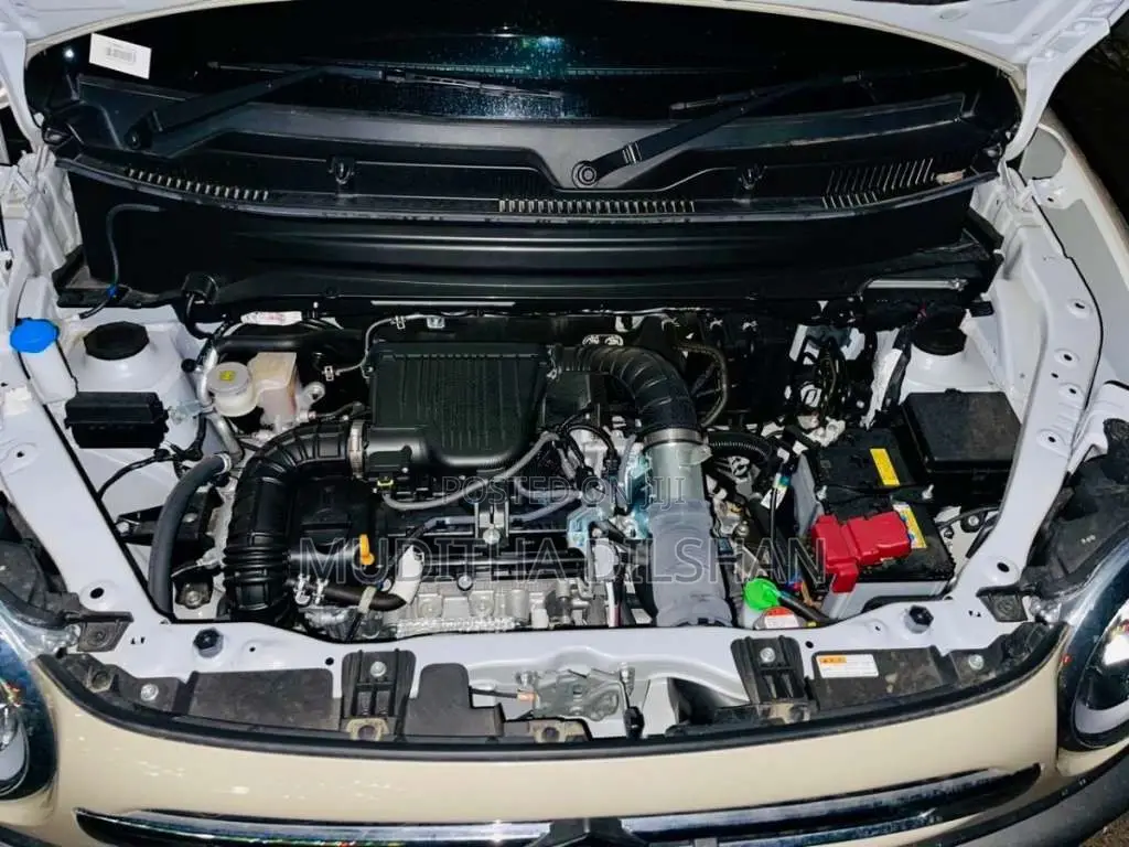 Suzuki Xbee 2023 SUV (Used)