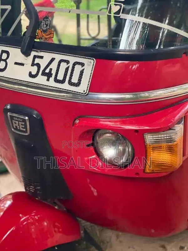 Bajaj 4 stroke 2011 Three Wheel (Used)