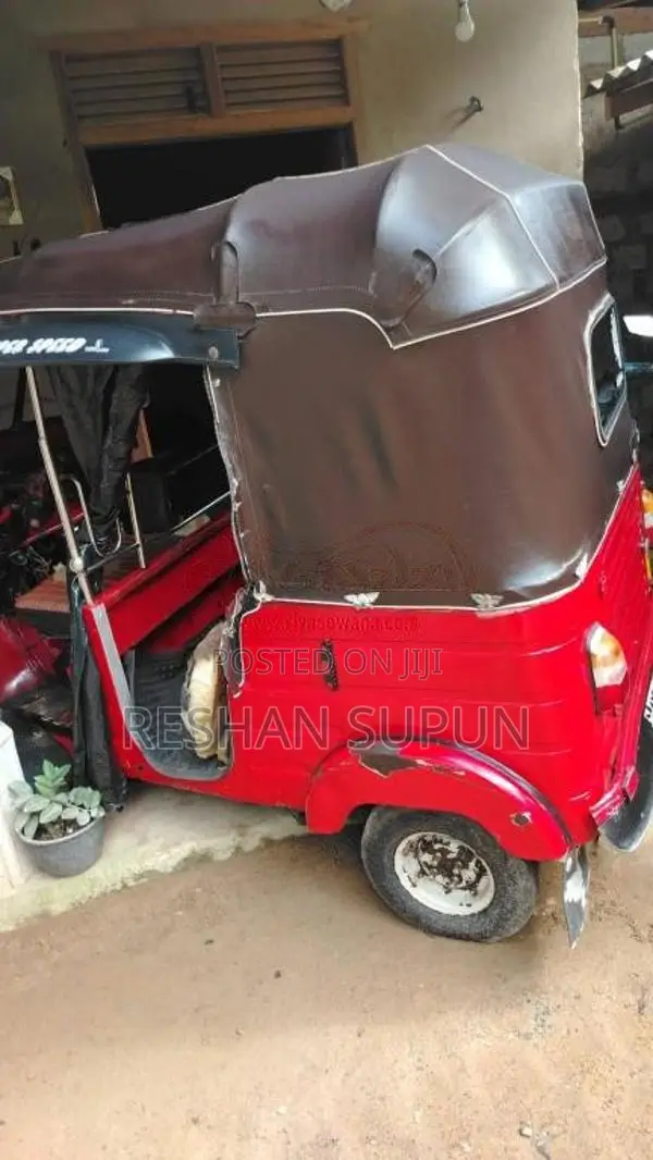 Bajaj RE 2003 Three Wheel (Used)