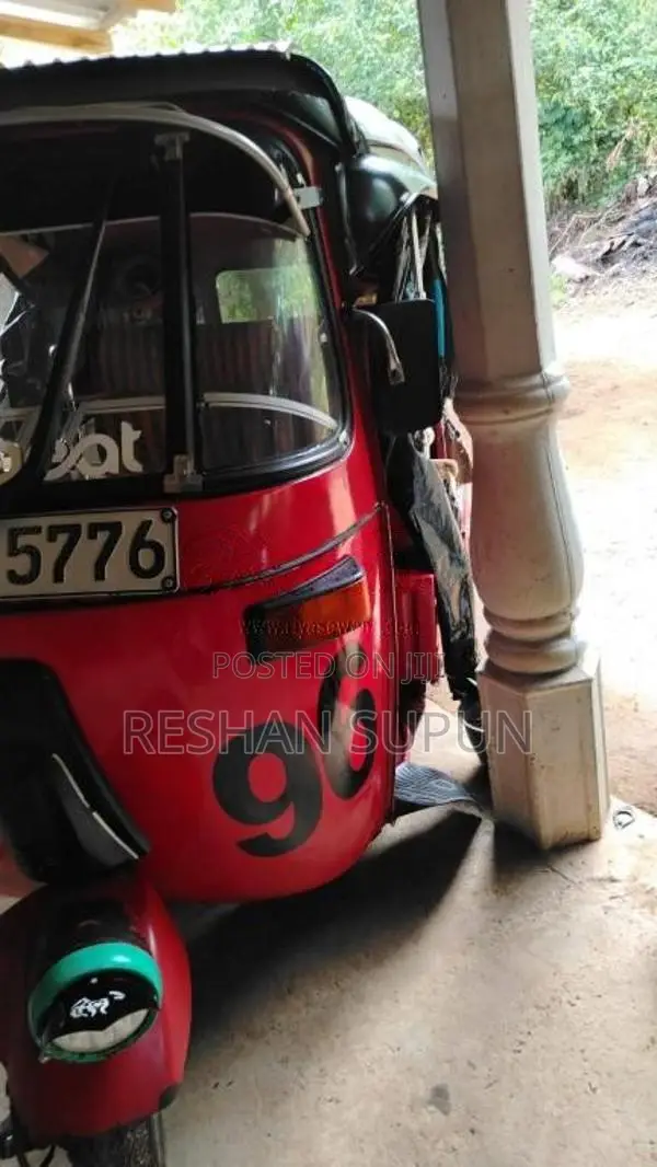 Bajaj RE 2003 Three Wheel (Used)