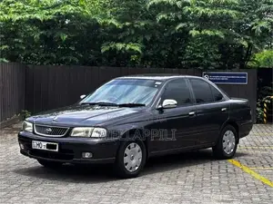 Nissan FB15 2000 Car (Used)
