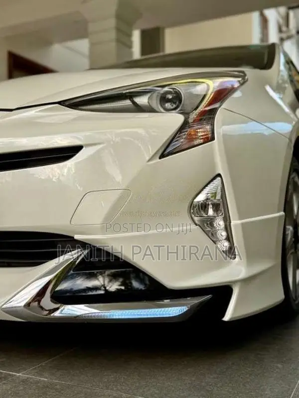 Toyota Prius 4th Gen 2016 Car (Used)