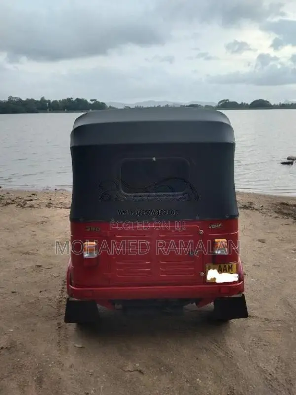 Bajaj RE 2013 Three Wheel (Used)
