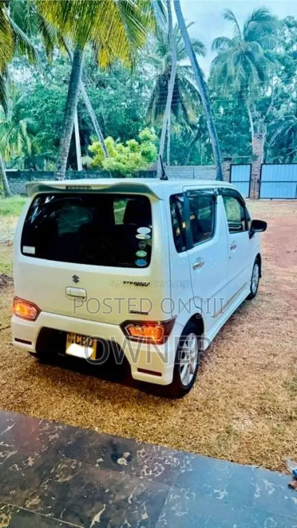 Suzuki Wagon R Stingray 2018 Car (Used)