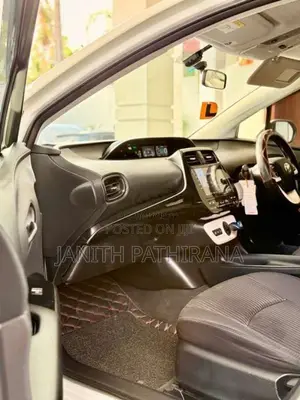 Toyota Prius 4th Gen 2016 Car (Used)