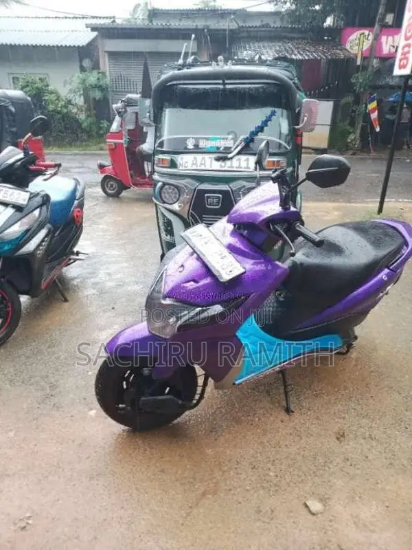 Honda Dio 2012 Motorbike (Used)