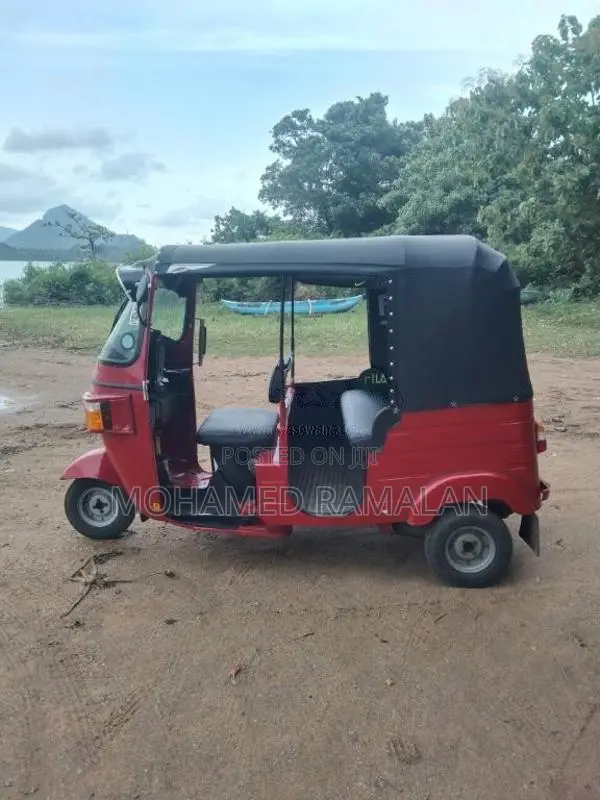 Bajaj RE 2013 Three Wheel (Used)