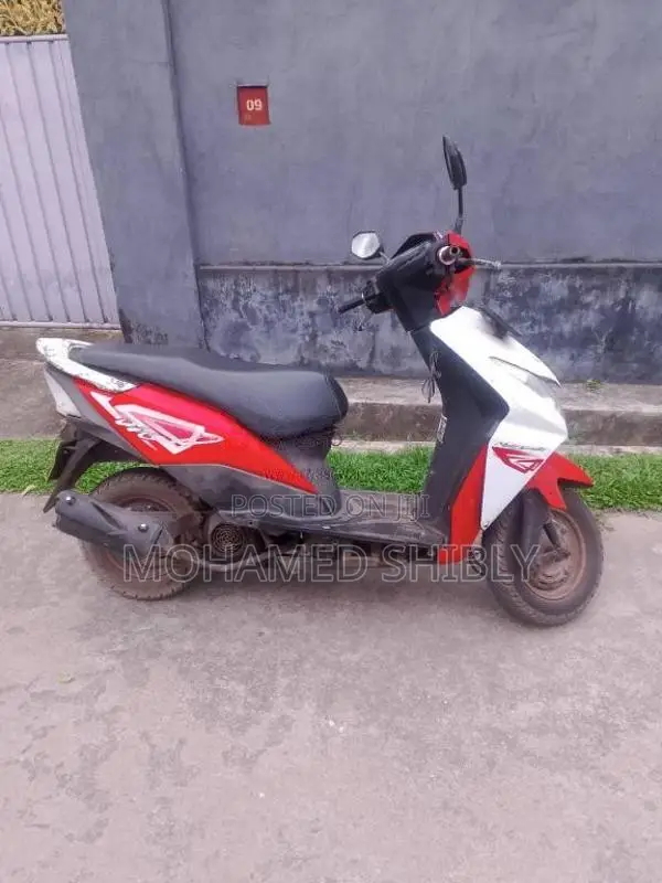 Honda Dio 2015 Motorbike (Used)