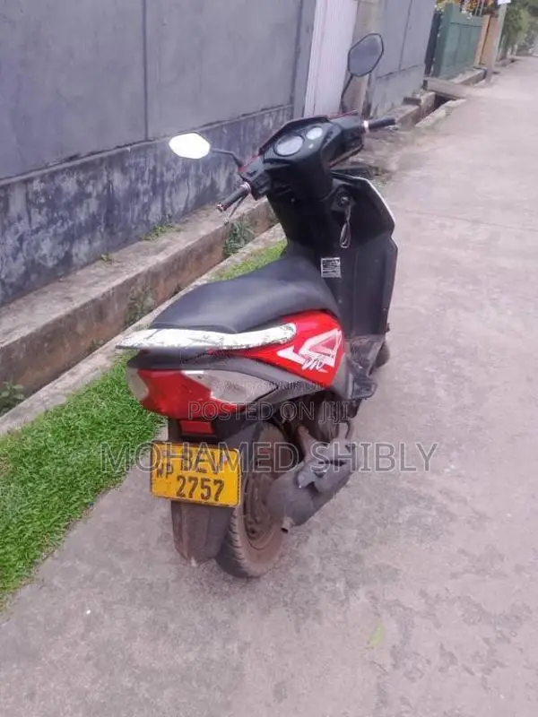 Honda Dio 2015 Motorbike (Used)