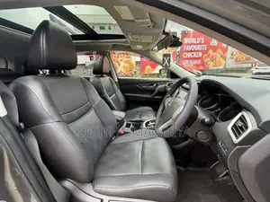 Nissan X-Trail PREMIUM EDITION 2016 SUV (Used)