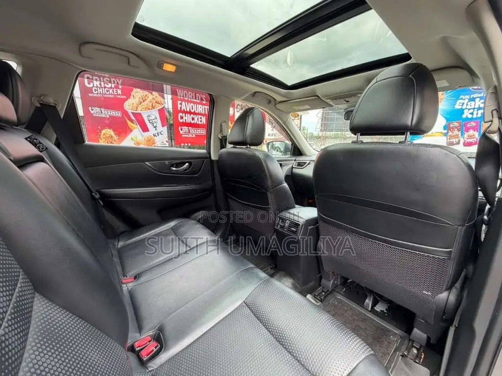 Nissan X-Trail PREMIUM EDITION 2016 SUV (Used)
