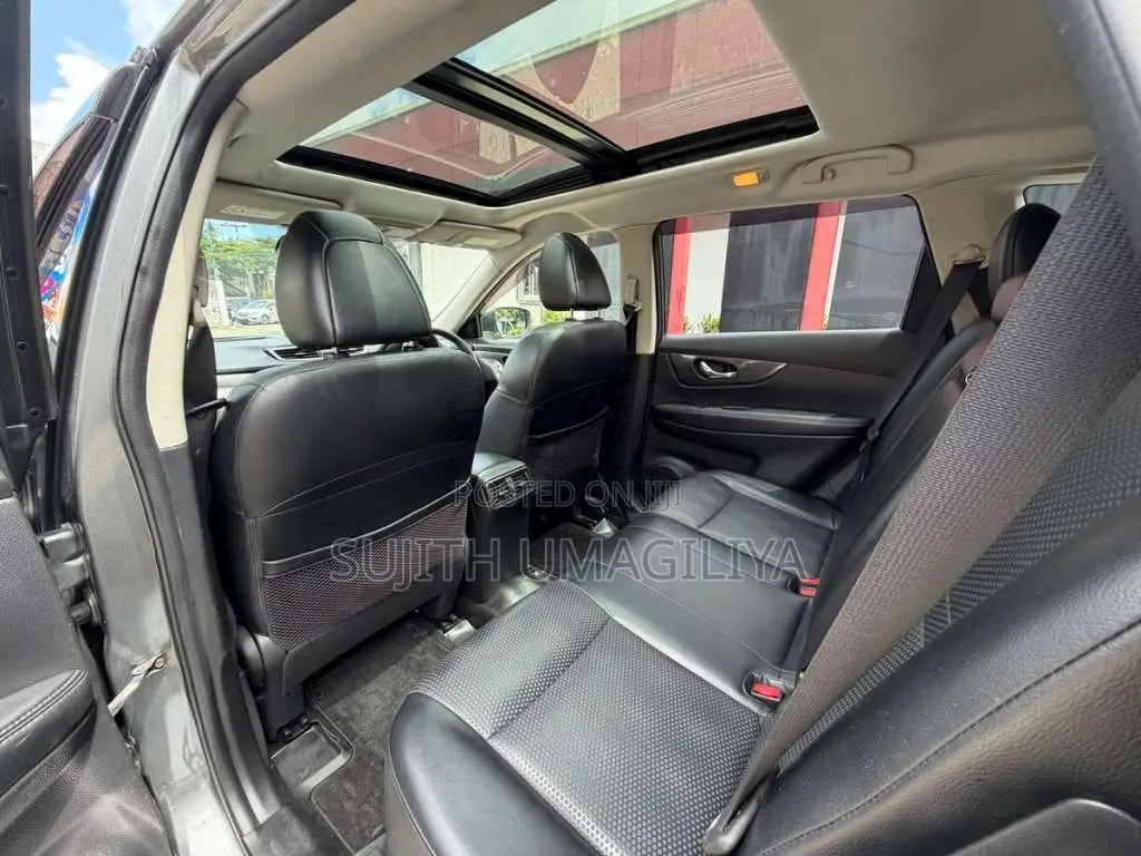 Nissan X-Trail PREMIUM EDITION 2016 SUV (Used)