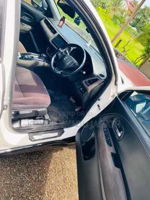 Honda Vezel 2017 SUV (Used)