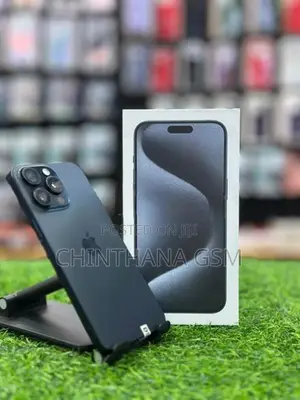 Apple iPhone 15 Pro Max 256GB (Used)