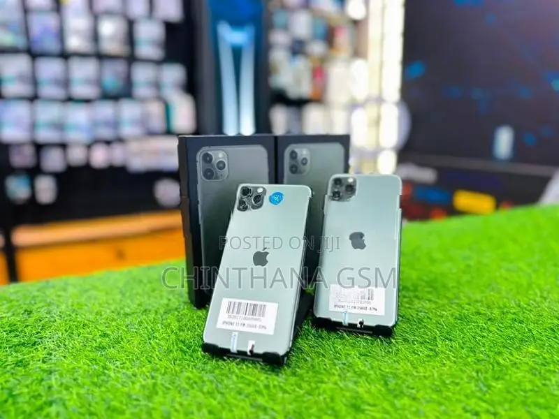 Apple iPhone 11 Pro Max 256GB (Used)