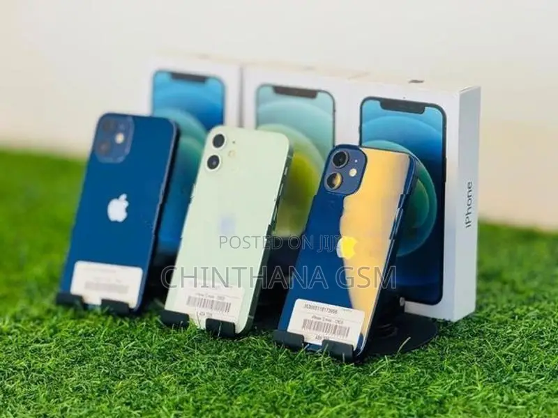 Apple iPhone 12 128GB (Used)