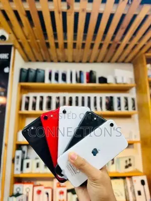 Apple iPhone SE 2 (Used)